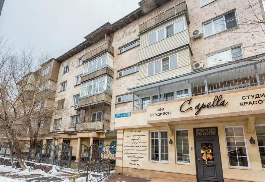 Шикарная Квартира В Золотом Квадрате Almaty Esterno foto