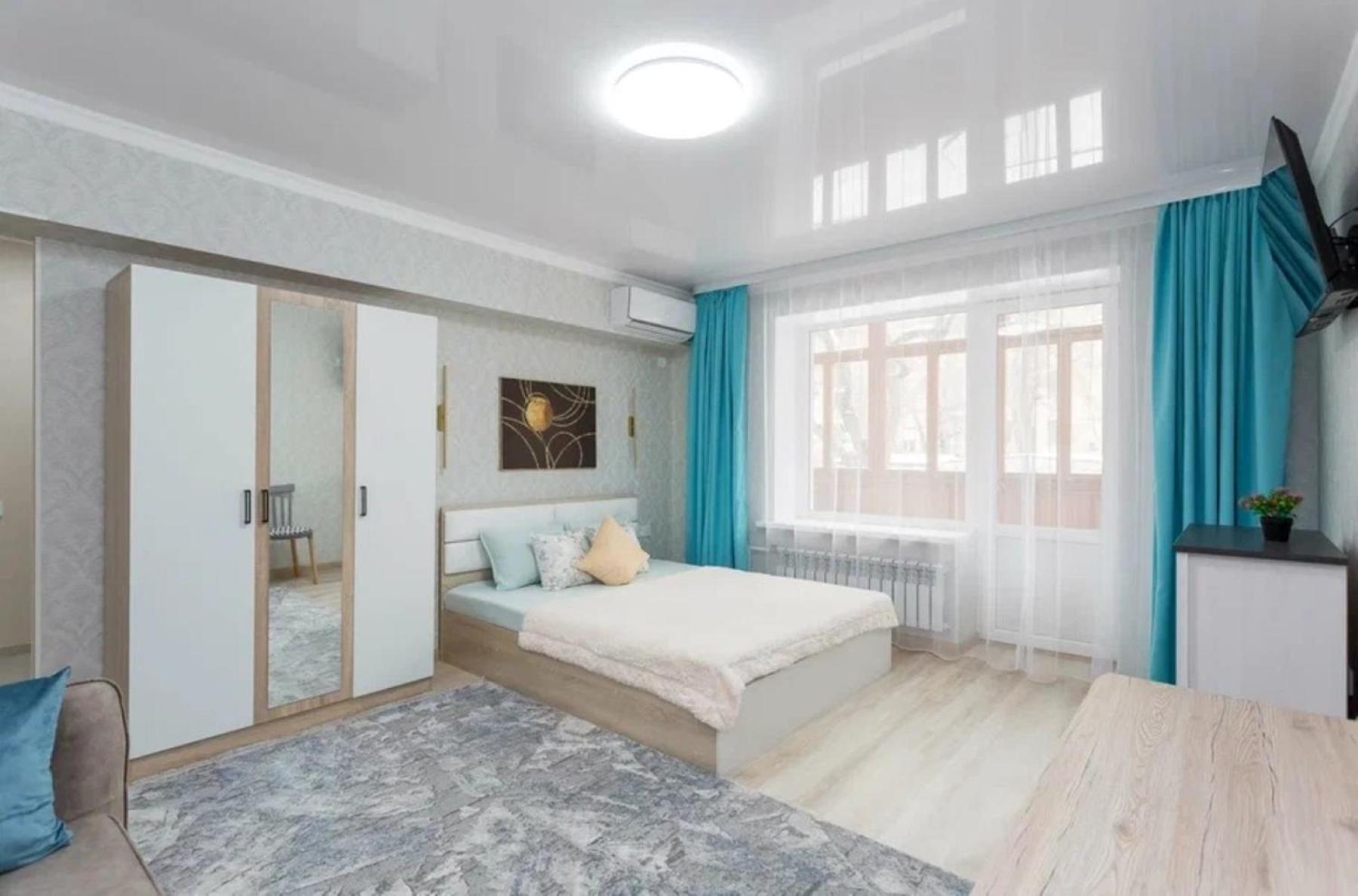 Шикарная Квартира В Золотом Квадрате Almaty Esterno foto
